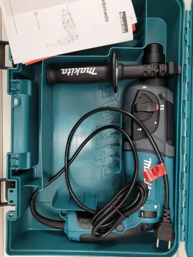 Martelete Makita HR2470 220V 
