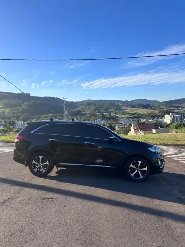 Kia Motors Sorento 3.3 V6 24V 270cv 4X2 Aut. 2016