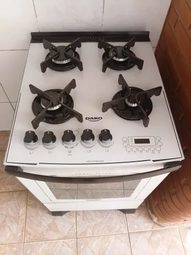 FOGAO DAKO SUPER FORNO COM TAMPO DE VIDRO E GRIL SUPER CONSERVADO