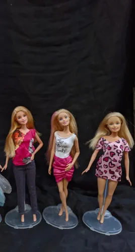 Lote 3 bonecas barbies (01) 