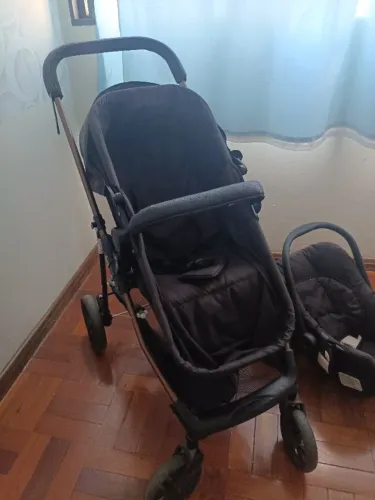 Carrinho e bebê conforto Galzerano Napoli trio