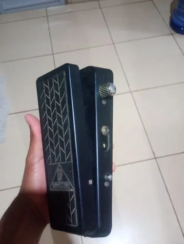 Pedal wah wah