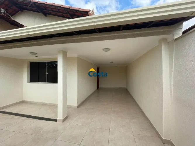 Casa individual no bairro Filadélfia