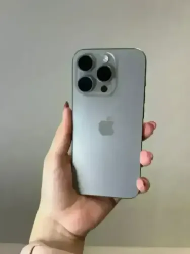 iPhone 15 Pro 256gb Natural Seminovo 86% - SOMENTE VENDA - retire em loja fisica