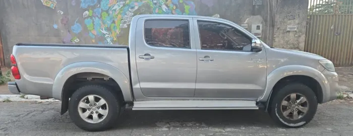 Toyota Hylux SRV cd ano 2015