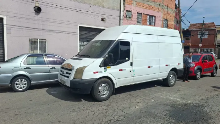 Ford Transit Furgão 3550 2.4 Tdci Longo Dies. 2011