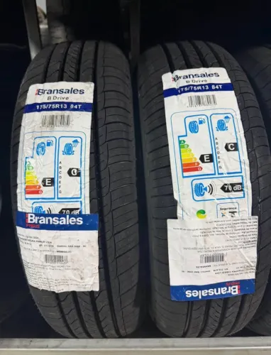 Pneu 175/75/13 Novo 300,00 cada