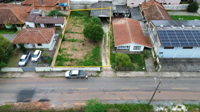 Terreno de 560 m² à Venda na Rua João Santo Miola em Butiatuvinha - Curitiba - PR