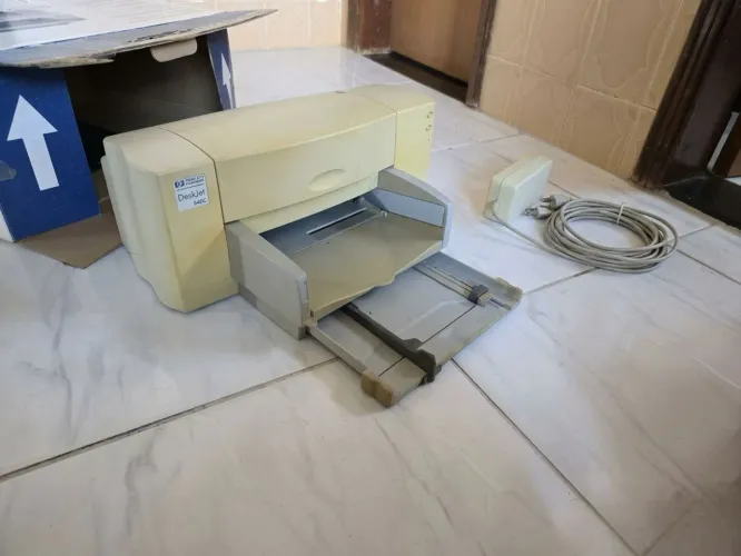 Impressora HP Deskjet 840C serial e usb
