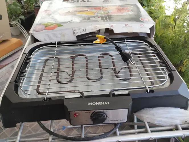 NUNCA USADA | Churrasqueira Elétrica Mondial CH-05 Steak 1800W 127V