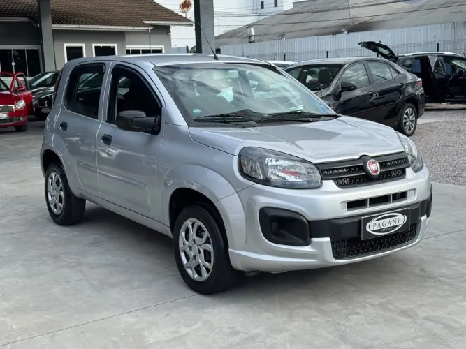 Fiat Uno Attractive 1.0 EVO Fire Flex 8V 5P 2021