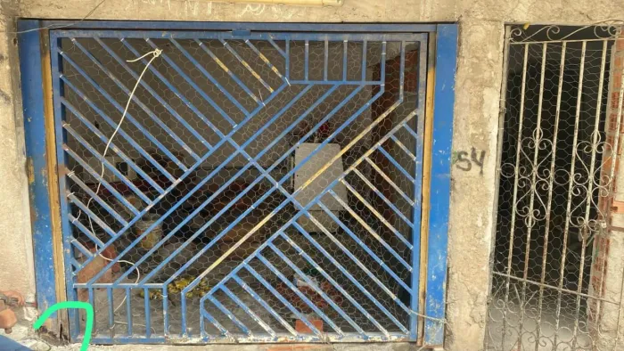 PORTÃO DE FERRO REFORÇADO + CAIXARIA COMPLETA (BAITA OPORTUNIDADE)