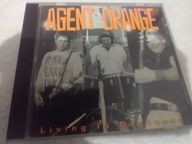 Cd agente Orange importado e frete grátis +2cds de brinde
