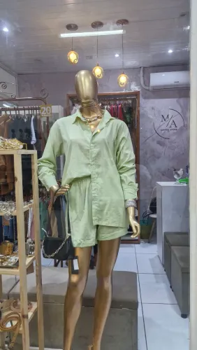 Manequim Loja Moda Feminina