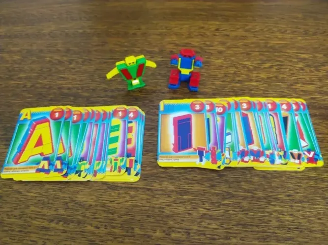 Bonecos Letronix Com Cards