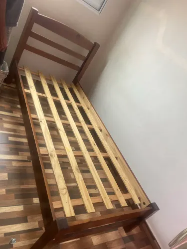 Cama de solteiro 