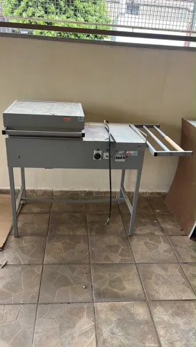 Seladora para Plástico Encolhível  Medindo 1,30x 75 220w