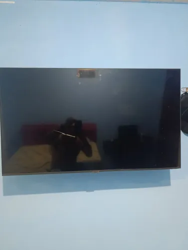Vendo TV Samsung pra tirar peça viso quebrado mais a pracca esta boa 