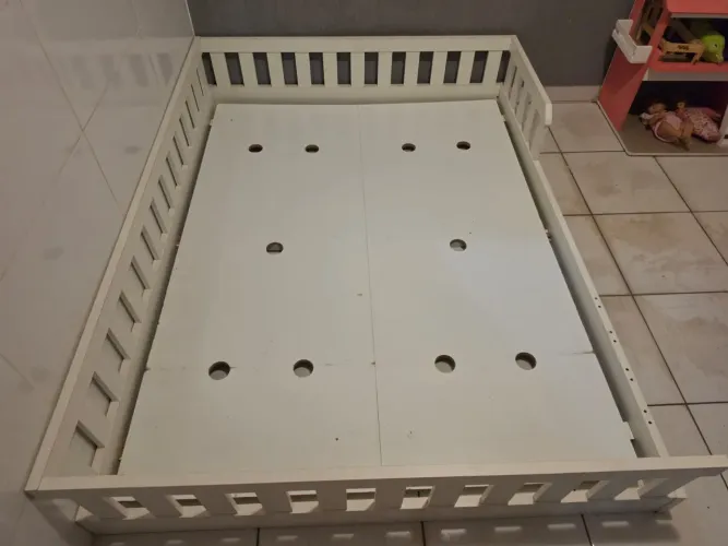 Cama montessoriana com colchão
