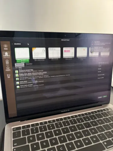 MacBook Air M1 Space Gray - Impecável / Ler Descrição (Ideal p/ Monitor Externo)