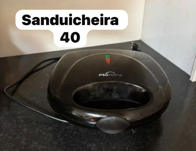 Air fryer, sanduicheira, ventilador, tv , mesa infantil 