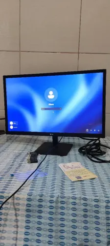 Monitor LG 24'