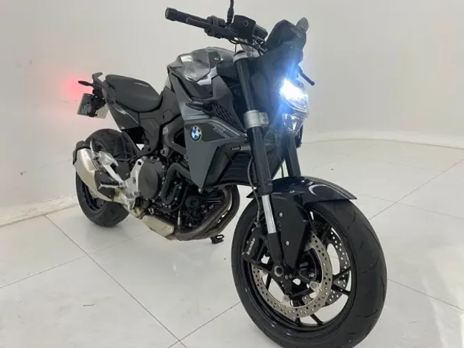 BMW F 900 R Sport Plus 2025