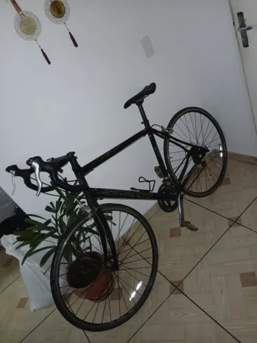 Bicicleta speed specialized