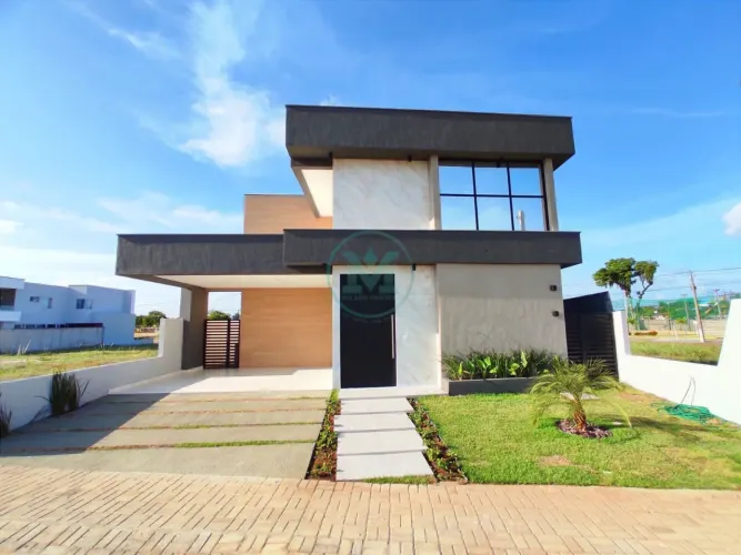 Excelente casa em condomínio fechado