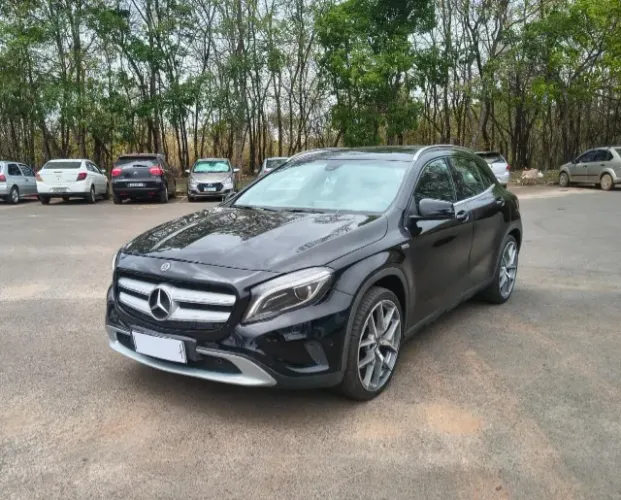 Mercedes-Benz GLA 250 Sport 2.0 TB 16V 4X2 211cv Aut. 2015
