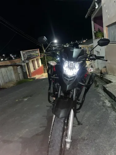 Vende XRE 190 aventure 2021/2022, bem conservada no valor de 16.500 avista.