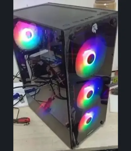 Pc gamer lindo , completo , aproveite