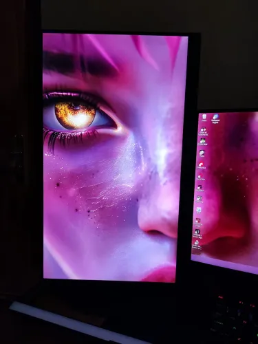 Monitor Lenovo ThinkVision 24" Full HD HDMI/DisplayPort Ajustável