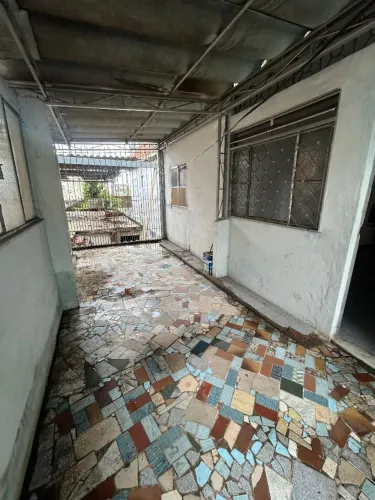 Sobrado em Nova Cidade com terraço