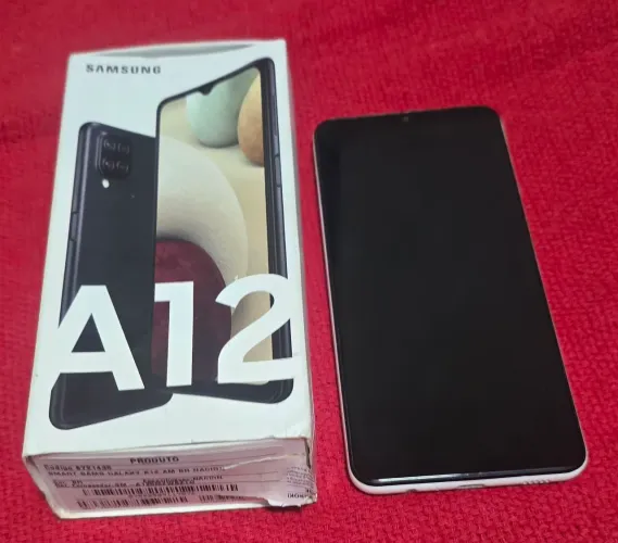 Samsung excelente celular A12