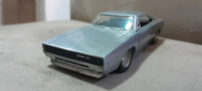 Carro Velozes e Furiosos Dodge Metal Puro 1:38
