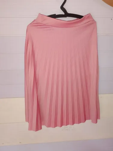 Blusas e saias 