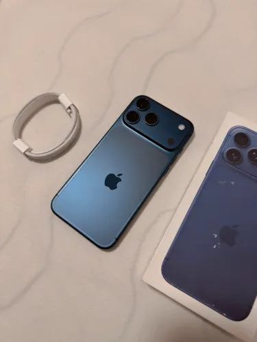 iPhone 17 pro max