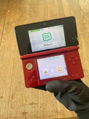 Nintendo 3ds vermelho + carregador original