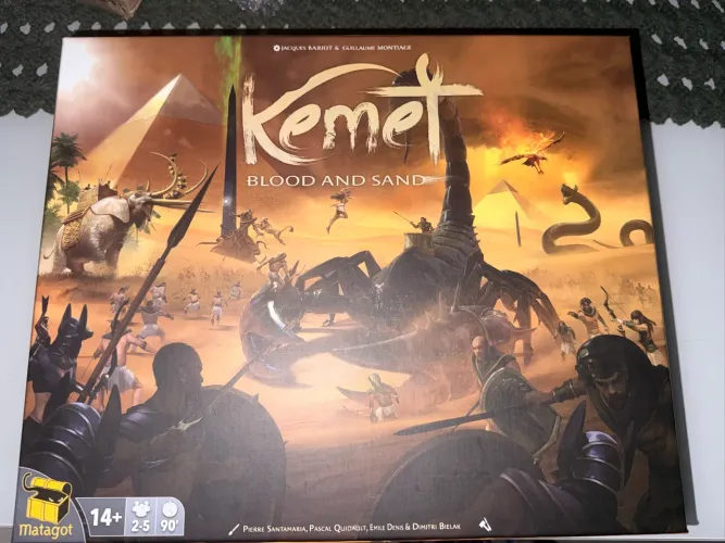 Jogo de tabuleiro Kemet