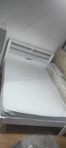 cama com 2 colchões de casal padrão<br>Valor R$ 800,00