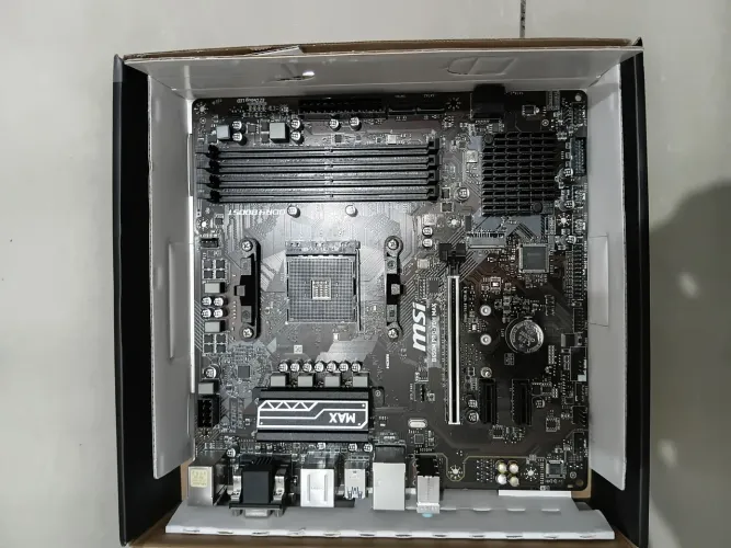 Placa mãe gamer AMD