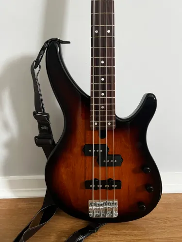 Yamaha contrabaixo Modelo TRBX174EW