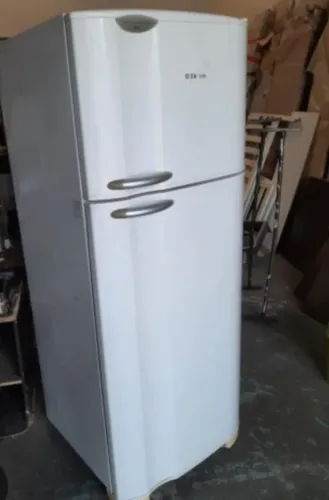 Geladeira Eletrolux Air flow sustem DC 46