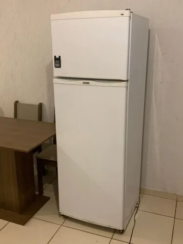 Geladeira Daku