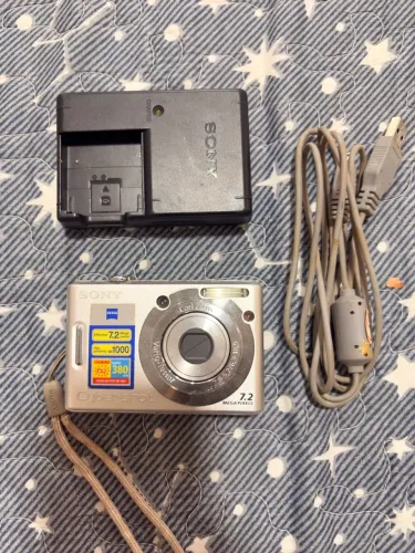 Sony Cyber-shot DSC-W35