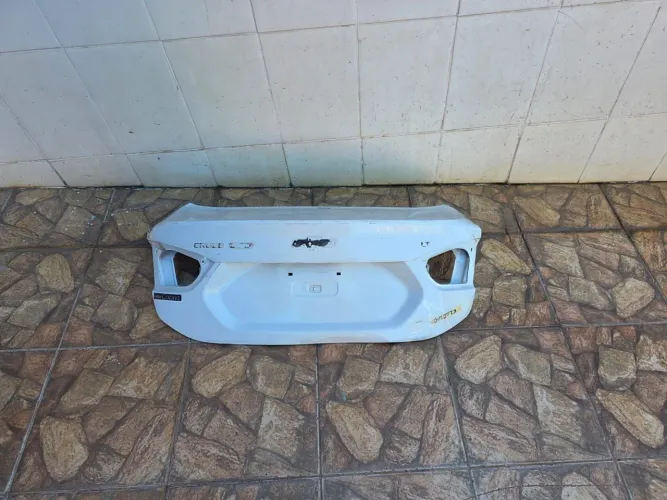 Tampa traseira Cruze Sedan 2017/2018/2019/2020/2021/2022/2023/2024