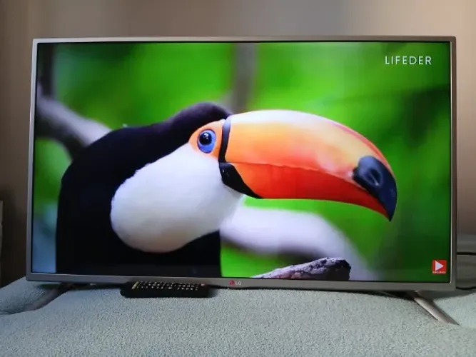 TV LG 40 POLEGADAS TELA DE LED FULL HD