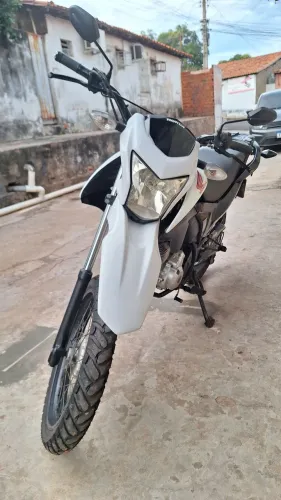 Moto nova e conservada