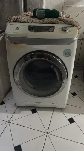 Máquina lava e seca